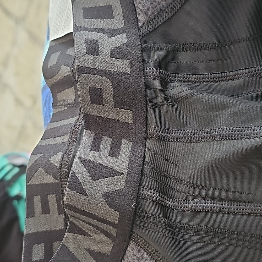 Nike Slider Shorts - Picture 4 of 7